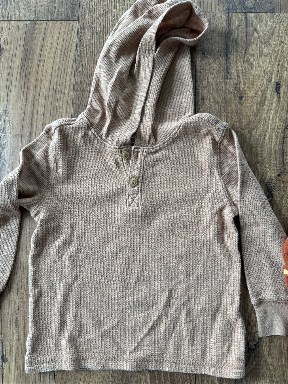 Bundle of toddler boy fall and winter tops, size 3T, Old Navy & Carter’s - Picture 12 of 14